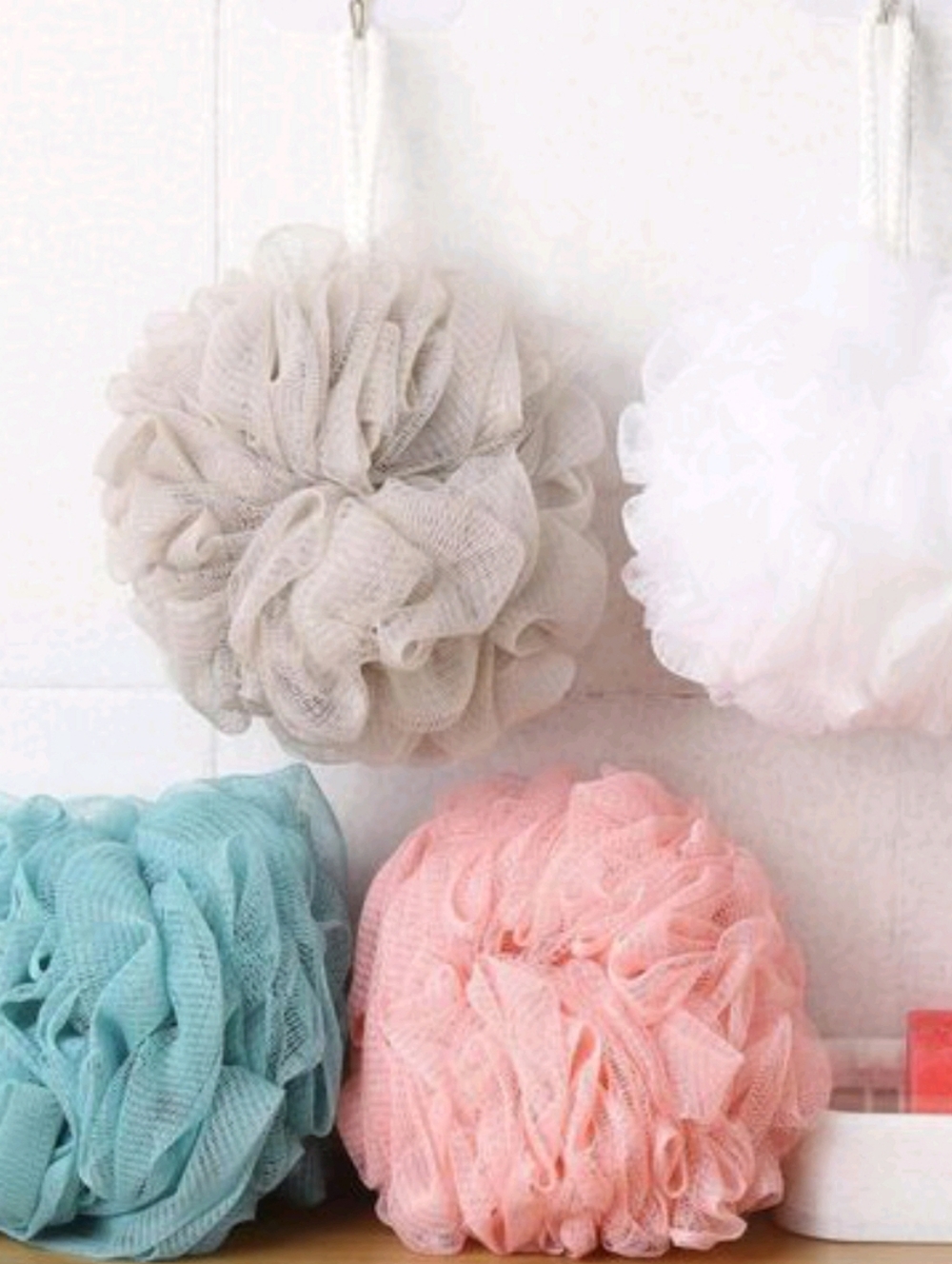 Set of 4 Bath Shower Loofah Sponge Mesh Ball Skin Exfoliator